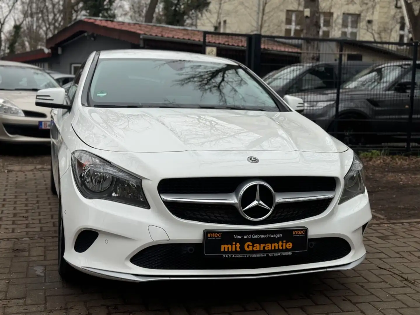 Mercedes-Benz CLA 200 Automatik,Sitzheizung Weiß - 1