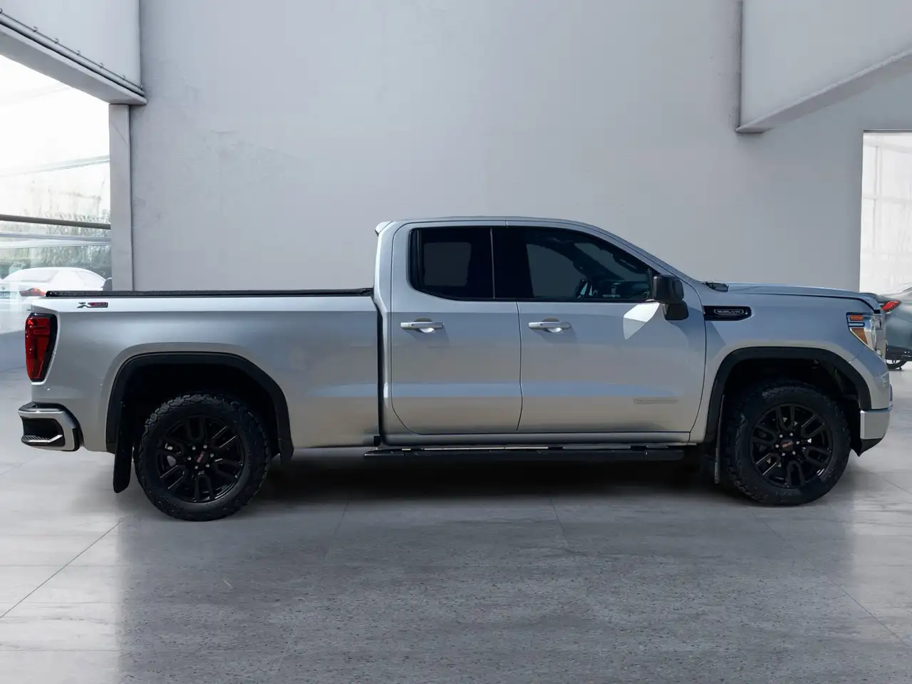GMC Sierra 1500 снимка GMC Sierra 1500