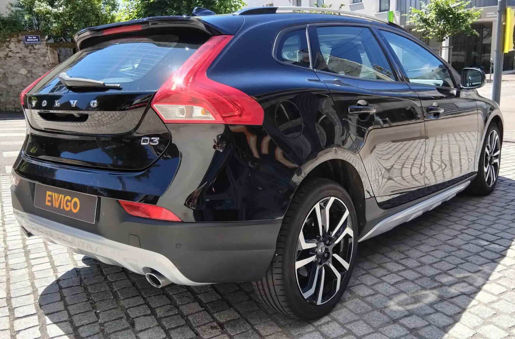 Volvo V40 CROSS-COUNTRY 2.0 D3 150 OVERSTA EDITION GEARTRONI - 2