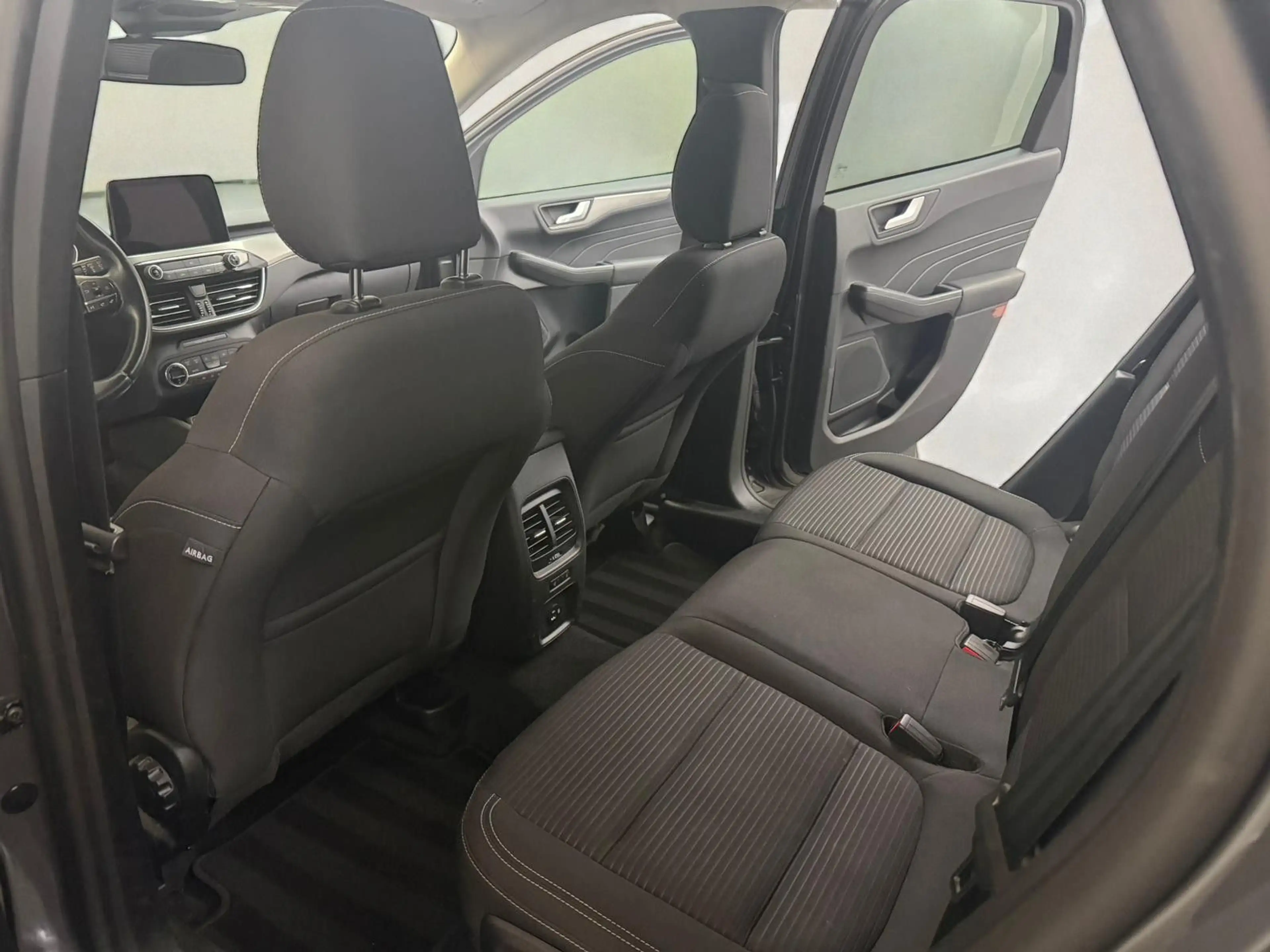 Ford Kuga AWD Titanium*AHK*TECHNOLOGIE*WINTER 2 — photo 11