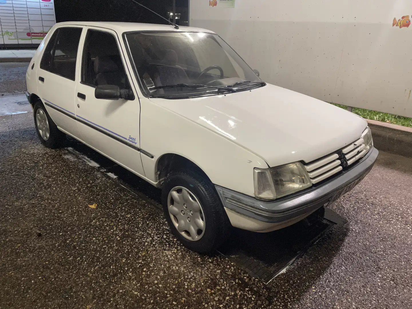 Peugeot 205 1.8 Tbo D Sacré Numéro - 2