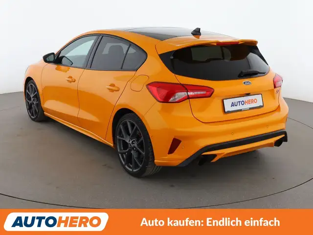 Ford Focus view 4