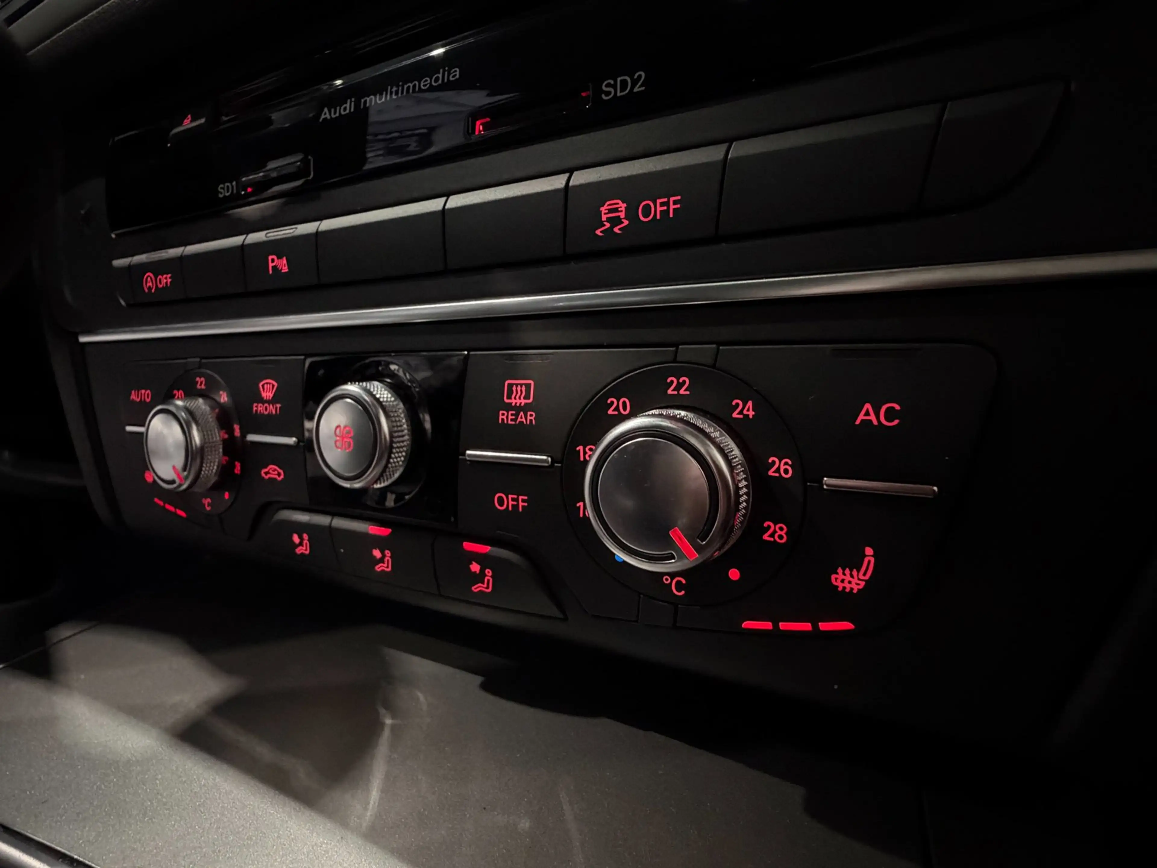 Audi A6 Avant 2.8 FSI Pro Line S AUT. PANORAMADAK CRUISE C — photo 31