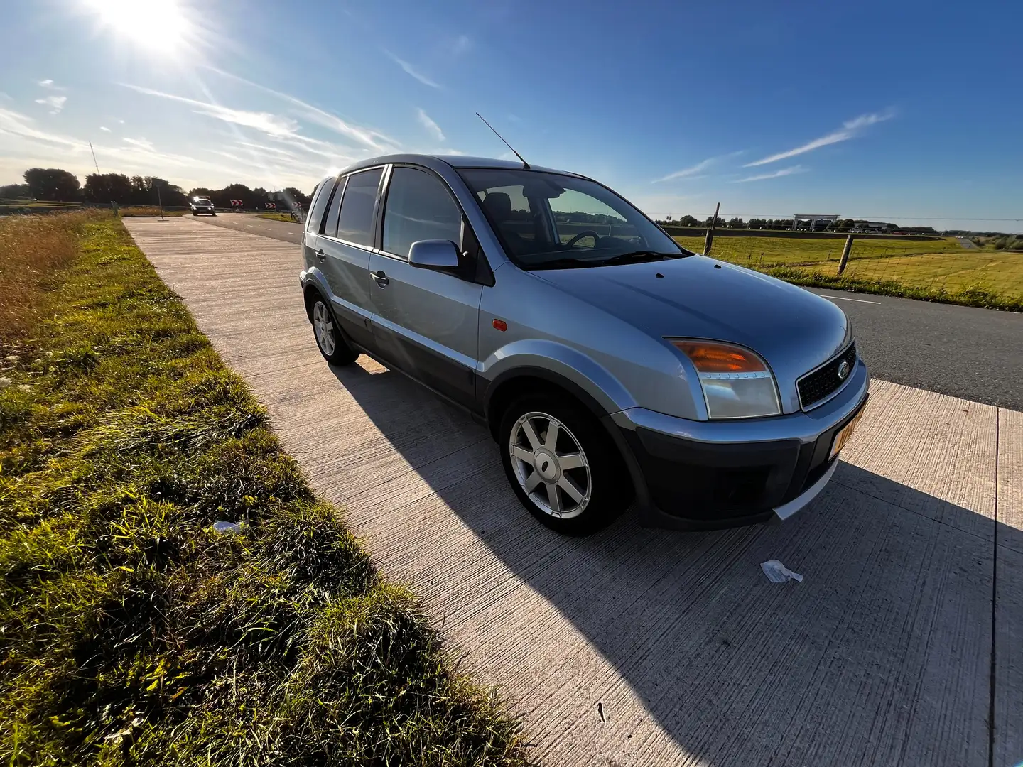 Ford Fusion Fusion 1.6-16V Crossroad Zilver - 1
