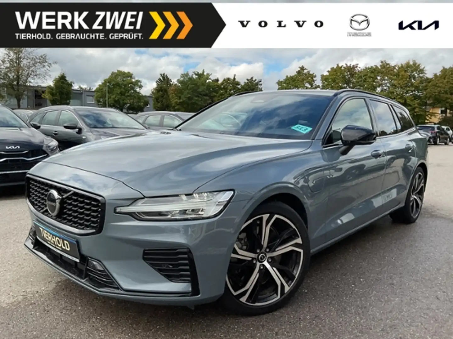 Volvo V60 T8 Plus Dark Plug-In AWD Kamera Google Navi Grau - 1