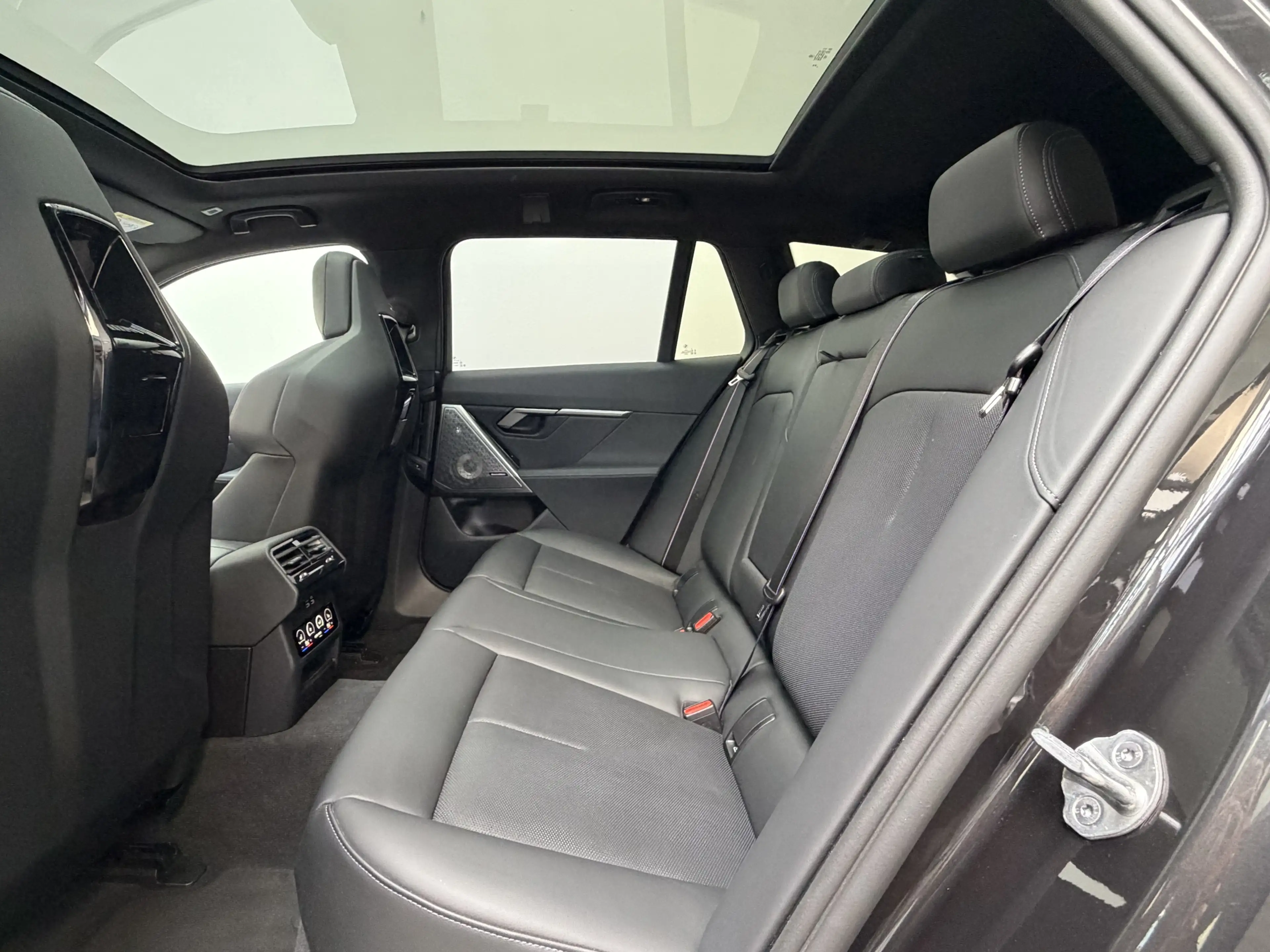 BMW 540 xDr. M Sport Pro Pano ACC B&W Sitzlüft. 360 — photo 17