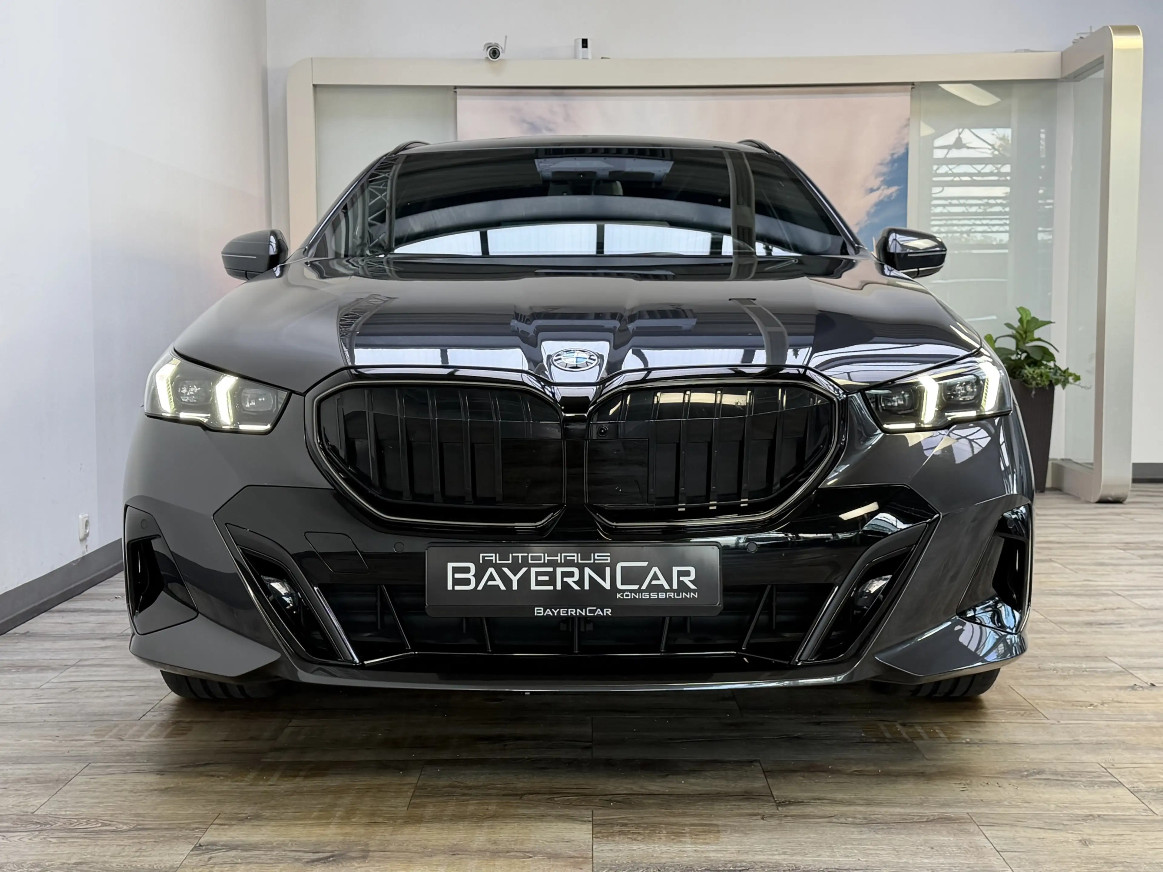 BMW 540 xDr. M Sport Pro Pano ACC B&W Sitzlüft. 360 — photo 2