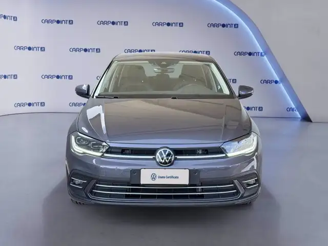 Volkswagen Polo view 4