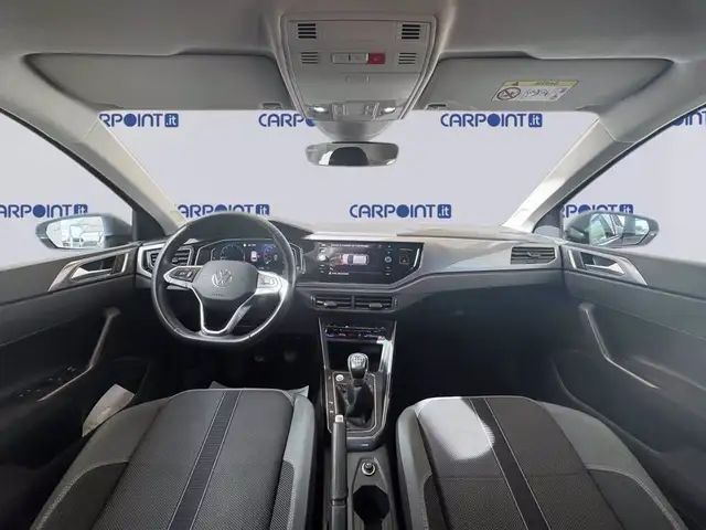 Volkswagen Polo view 12