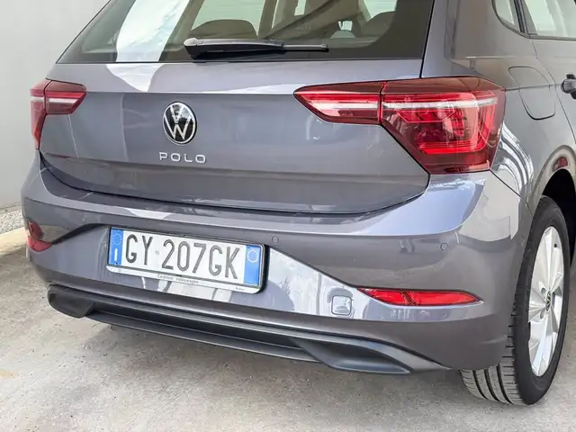 Volkswagen Polo view 19