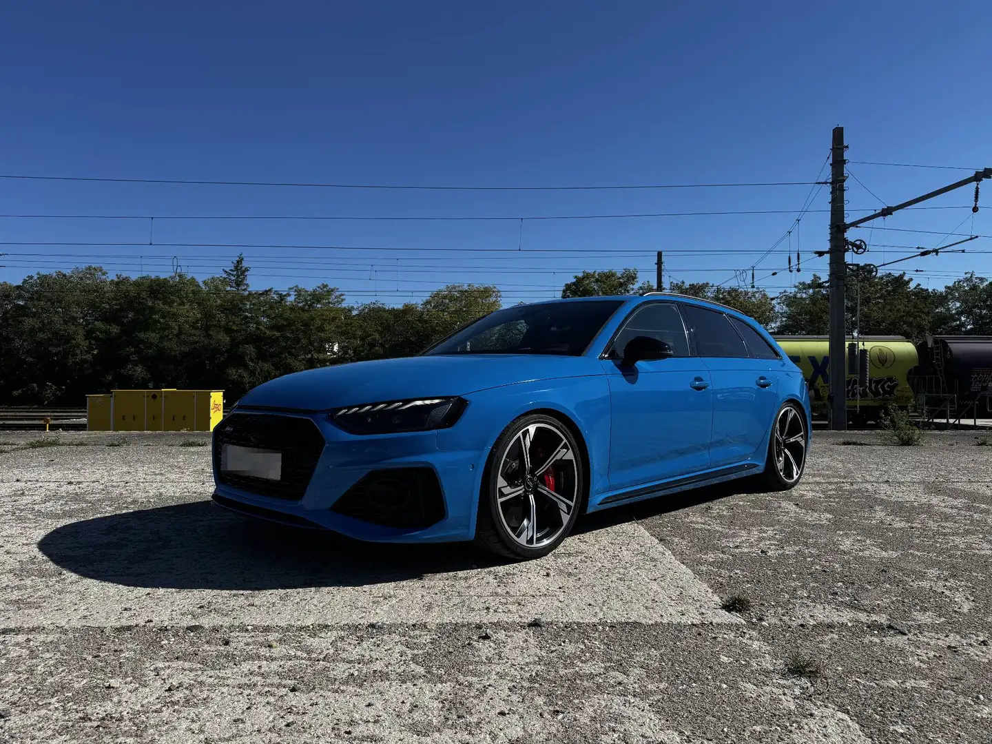 Audi RS4 RS4 Avant 2,9 TFSI quattro tiptronic Blau - 1