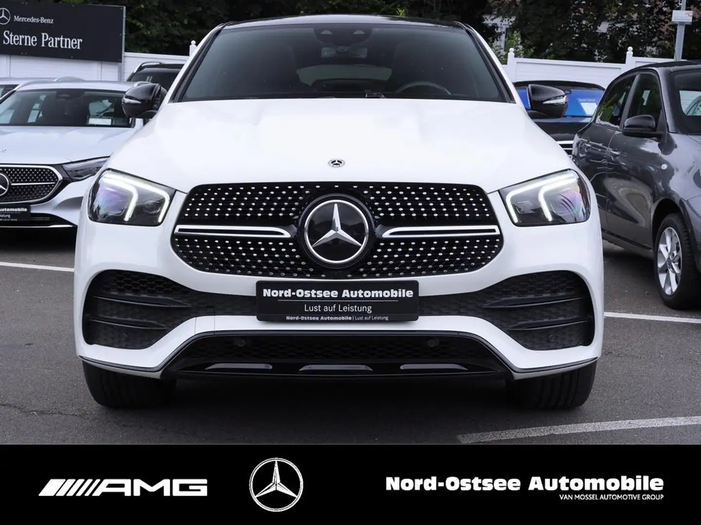 Mercedes-Benz GLE 400 d 4M COUPÉ AMG STANDHZG AHK HUD NIGHT Blanc - 2
