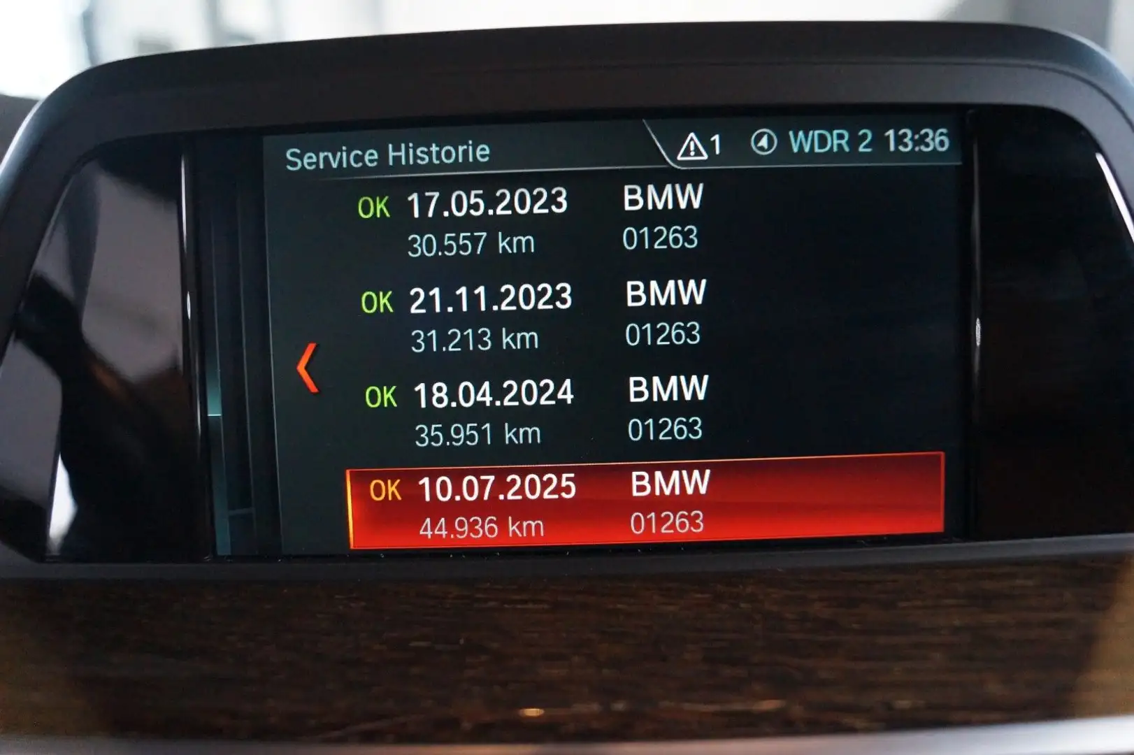 BMW X3 xDrive 20 i M Sport*Leder*Pano*Led*AHK*Navi* Negro - 2