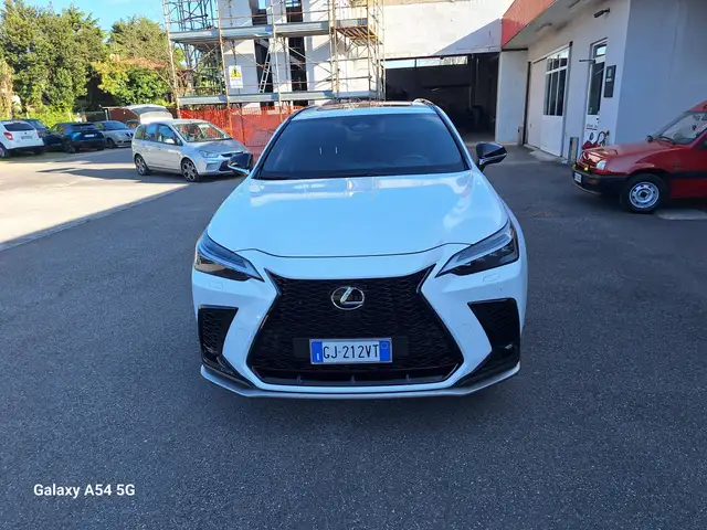 Lexus NX 200t NX II 2022 450h  2.5 phev F-Sport 4wd 309cv e-cvt