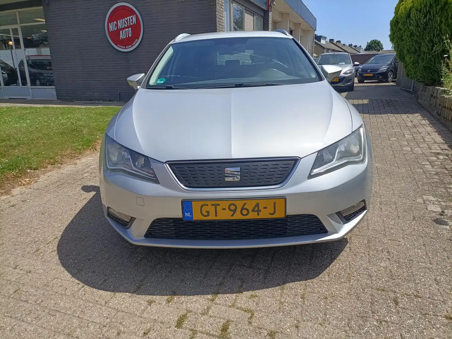 SEAT Leon ST 1.0 EcoTSI Style. Navi, Cruise, Trekhaak. Gris - 2