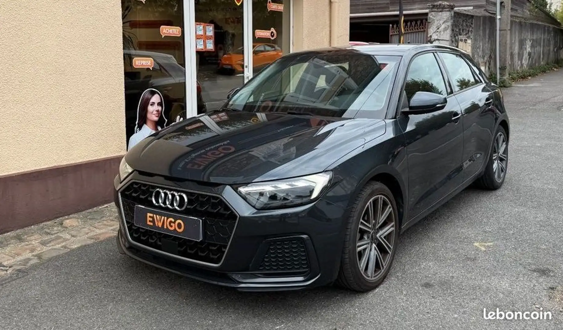 Audi A1 1.0 30 tfsi 110 advanced 2 s-tronic Noir - 1