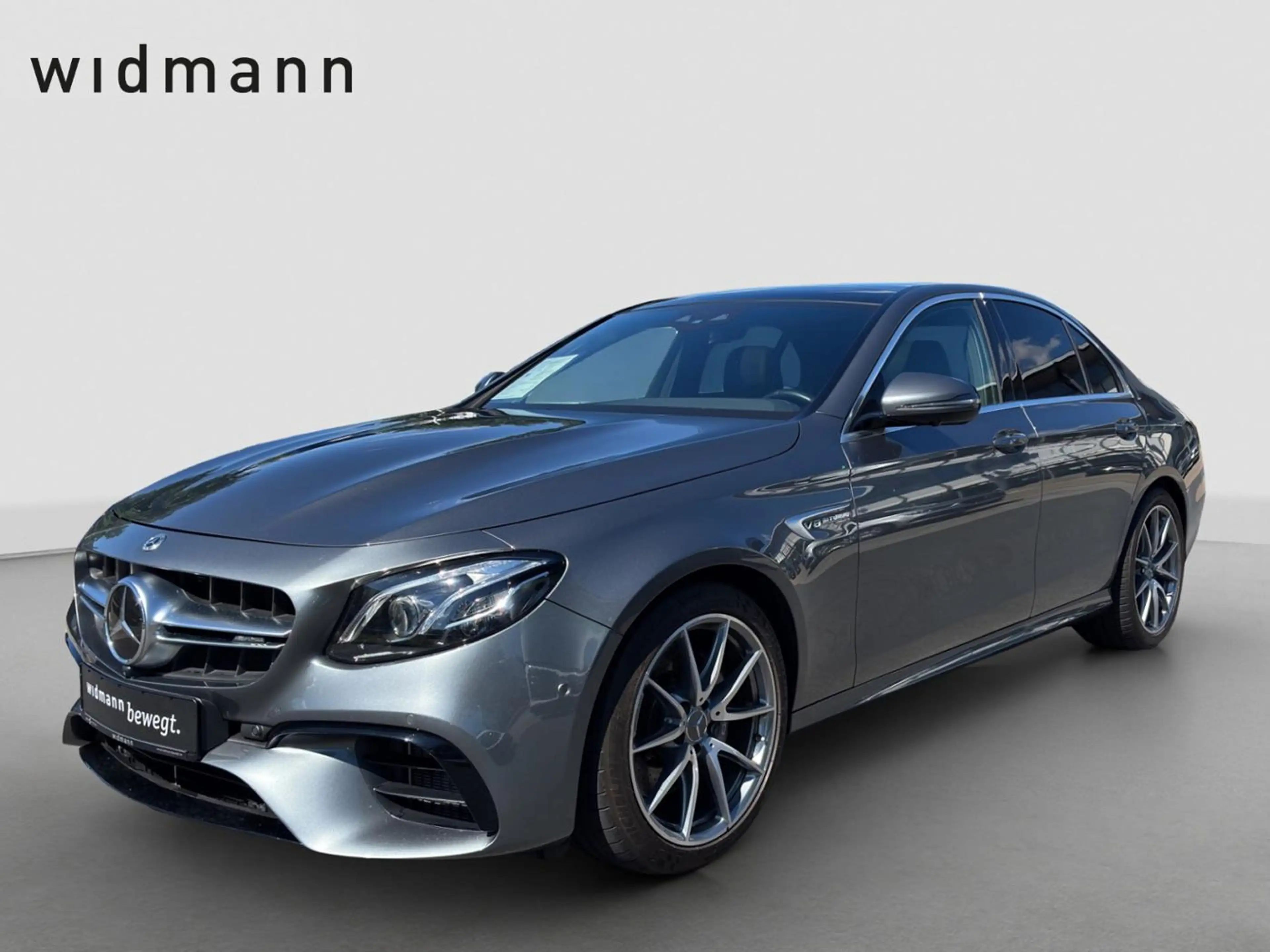 Mercedes-Benz E 63 AMG 4M+ Panorama*Distronic*Multibeam*360°K.