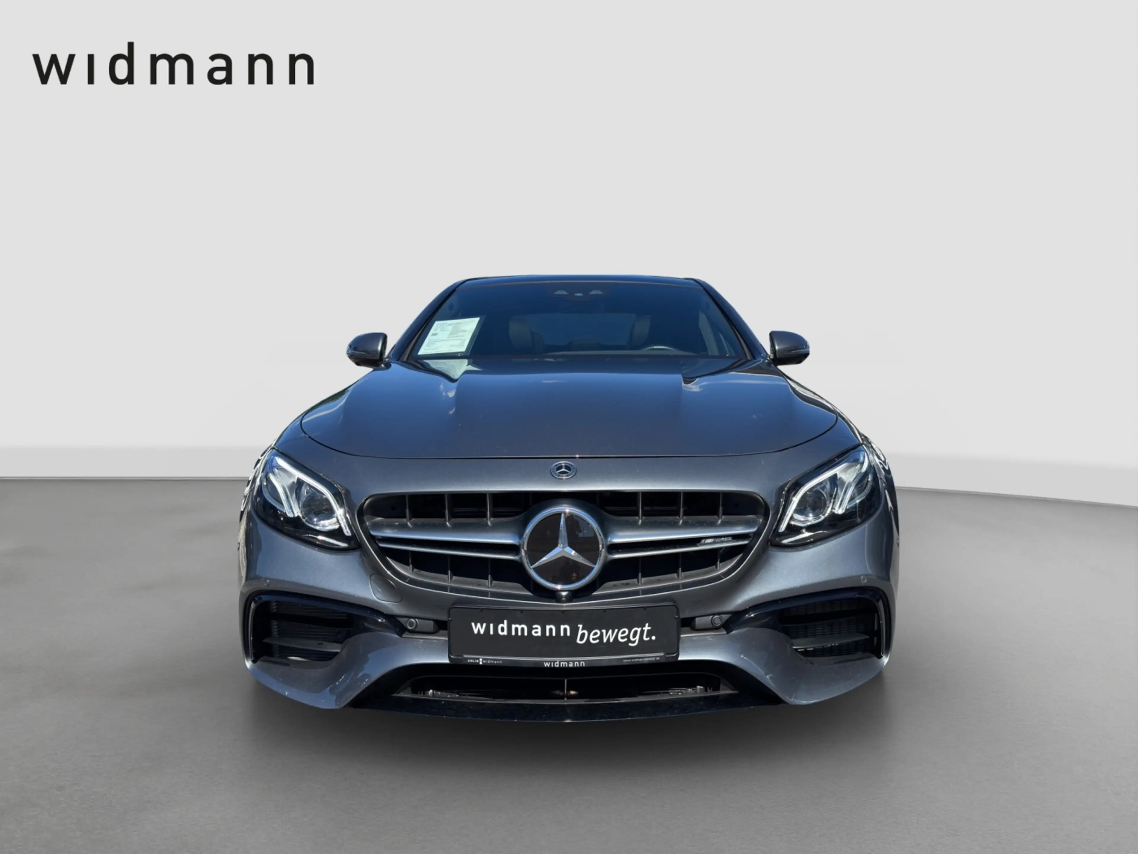 Mercedes-Benz E 63 AMG 4M+ Panorama*Distronic*Multibeam*360°K. — photo 2