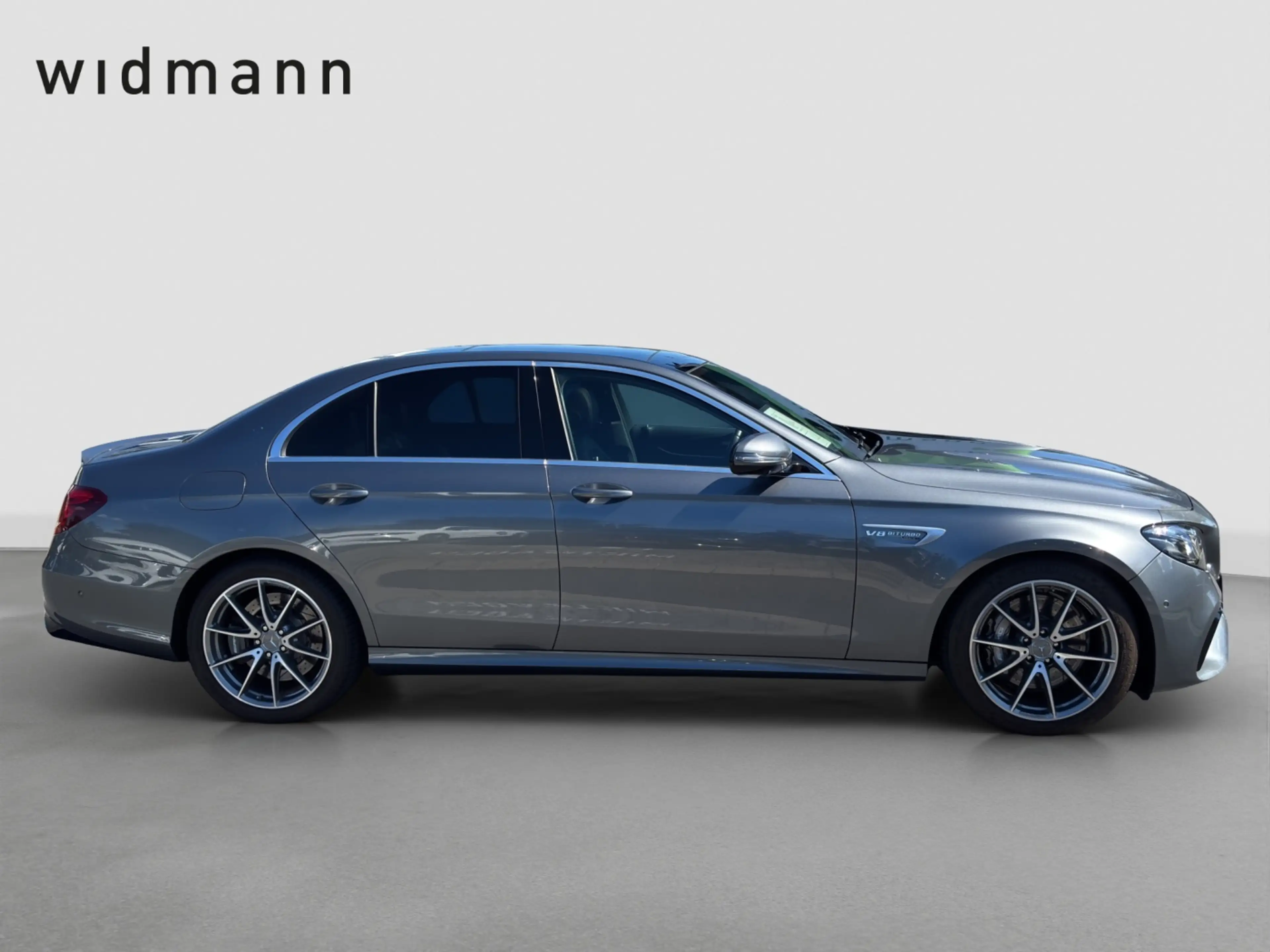 Mercedes-Benz E 63 AMG 4M+ Panorama*Distronic*Multibeam*360°K. — photo 6
