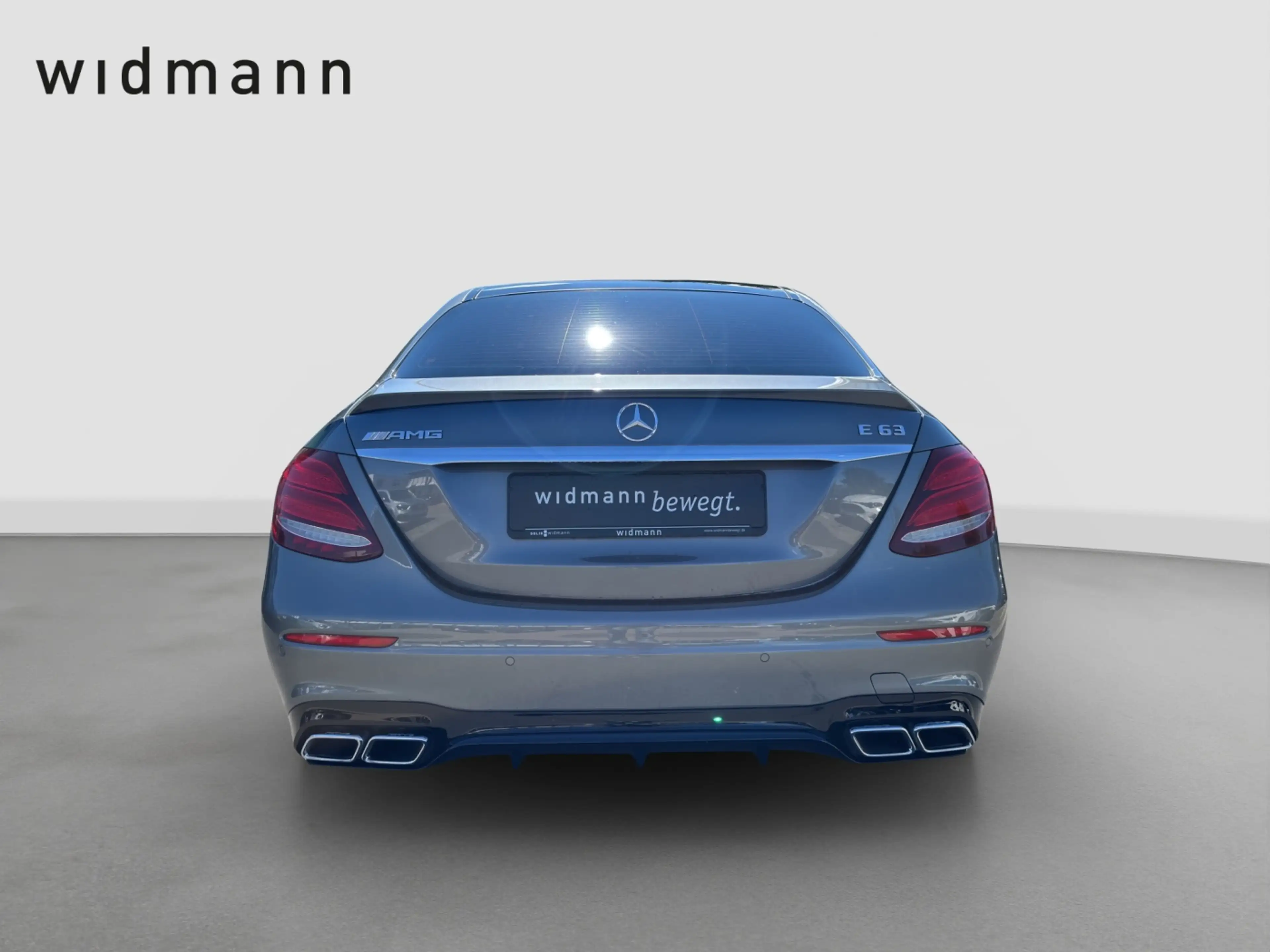 Mercedes-Benz E 63 AMG 4M+ Panorama*Distronic*Multibeam*360°K. — photo 4