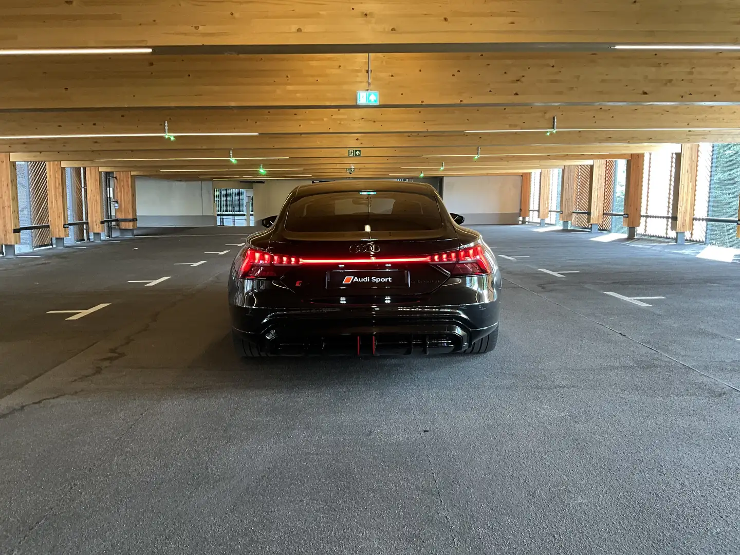 Audi RS e-tron GT Quattro__NP:170*_HUD_B&O_Laser_Garantie_Air_360*__ Чорний - 2