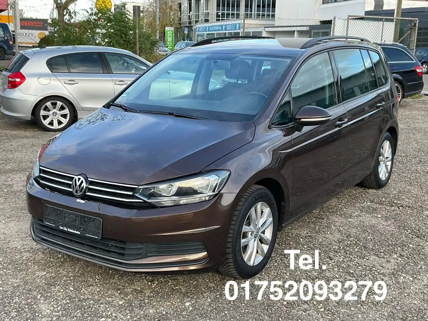 Volkswagen Touran Comfortline 1.6 TDI .. Neues Model 2016 ! Brun - 1