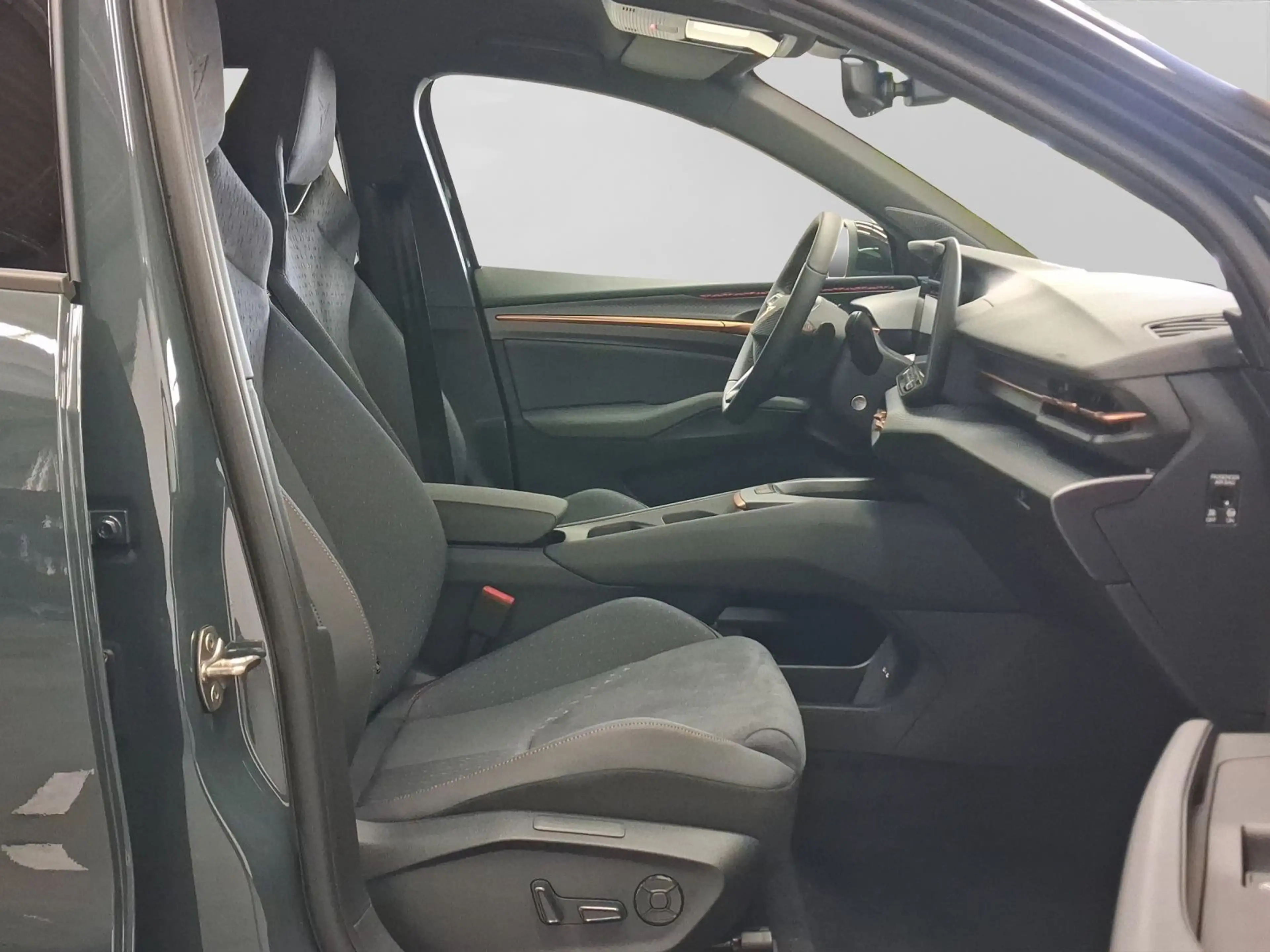 CUPRA Raval Endurance Launch Edition Dynamic Plus NAVI — photo 4