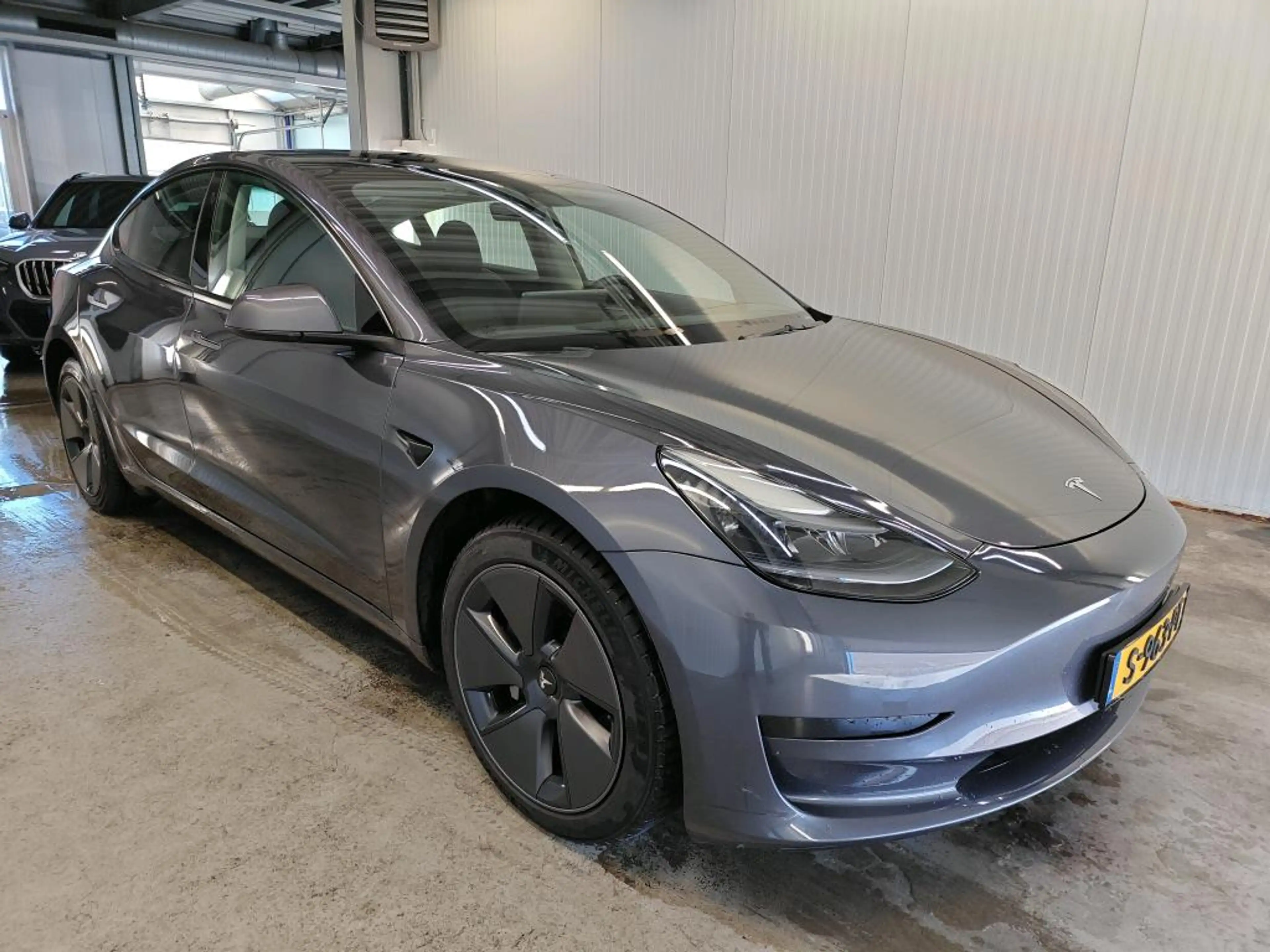 Tesla Model 3 Standard RWD Plus 91.4% SoH UPGRADE [ AMD RYZEN+WA — photo 5