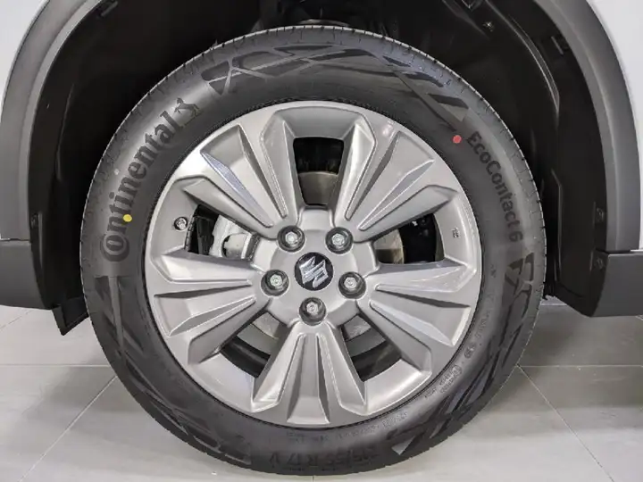 Suzuki Vitara 2026, foto 9