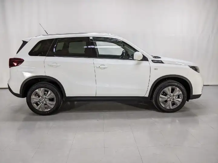 Suzuki Vitara 2026, foto 18