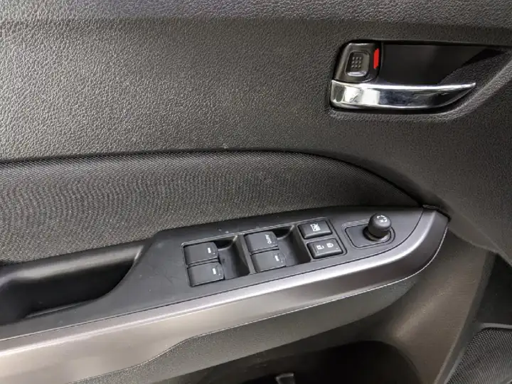 Suzuki Vitara 2026, foto 20