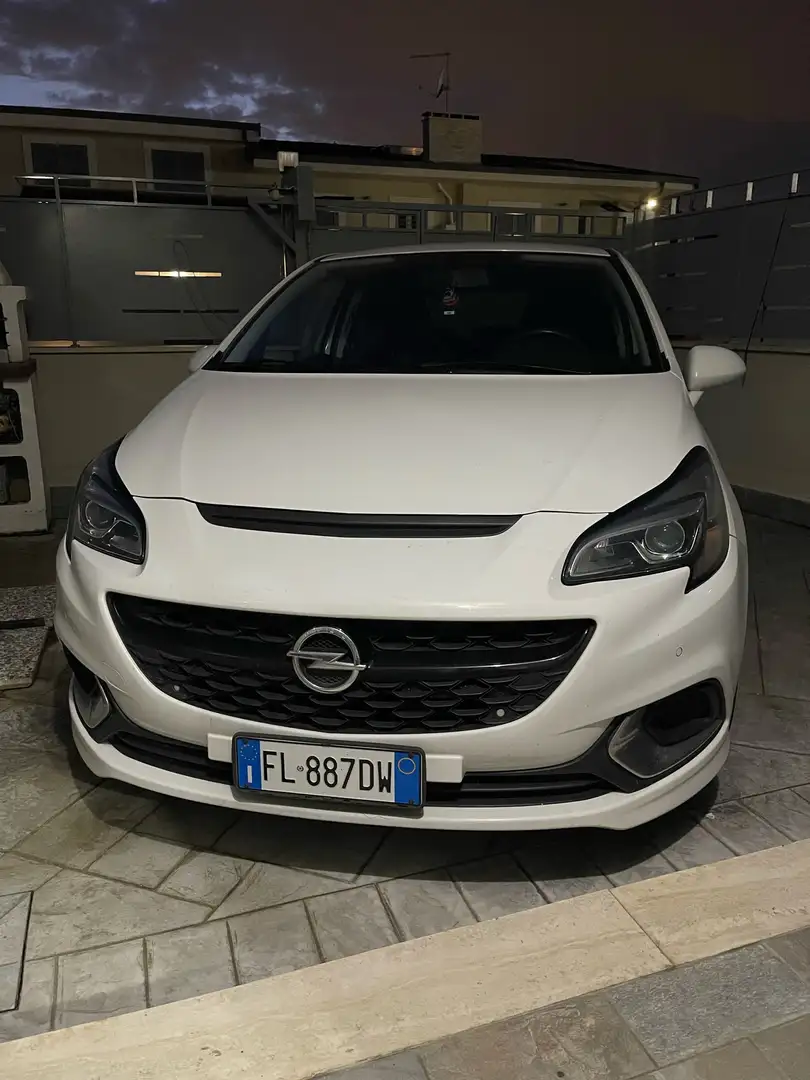 Opel Corsa 3p 1.6t Opc 207cv Bianco - 1