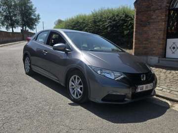 Civic 1.4i 11500Km historique complet , superbe !!!
