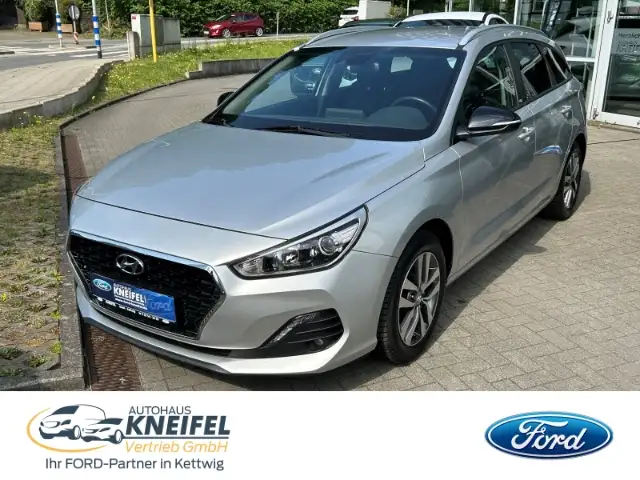 Hyundai i30 YES! Rückfahrkamera Multifunktionslenkrad Sitzheiz