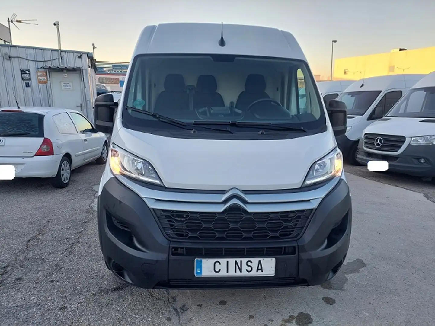 Citroen Jumper Fg. 2.2BlueHDi 35 L3H2 S&S 140 Blanco - 2