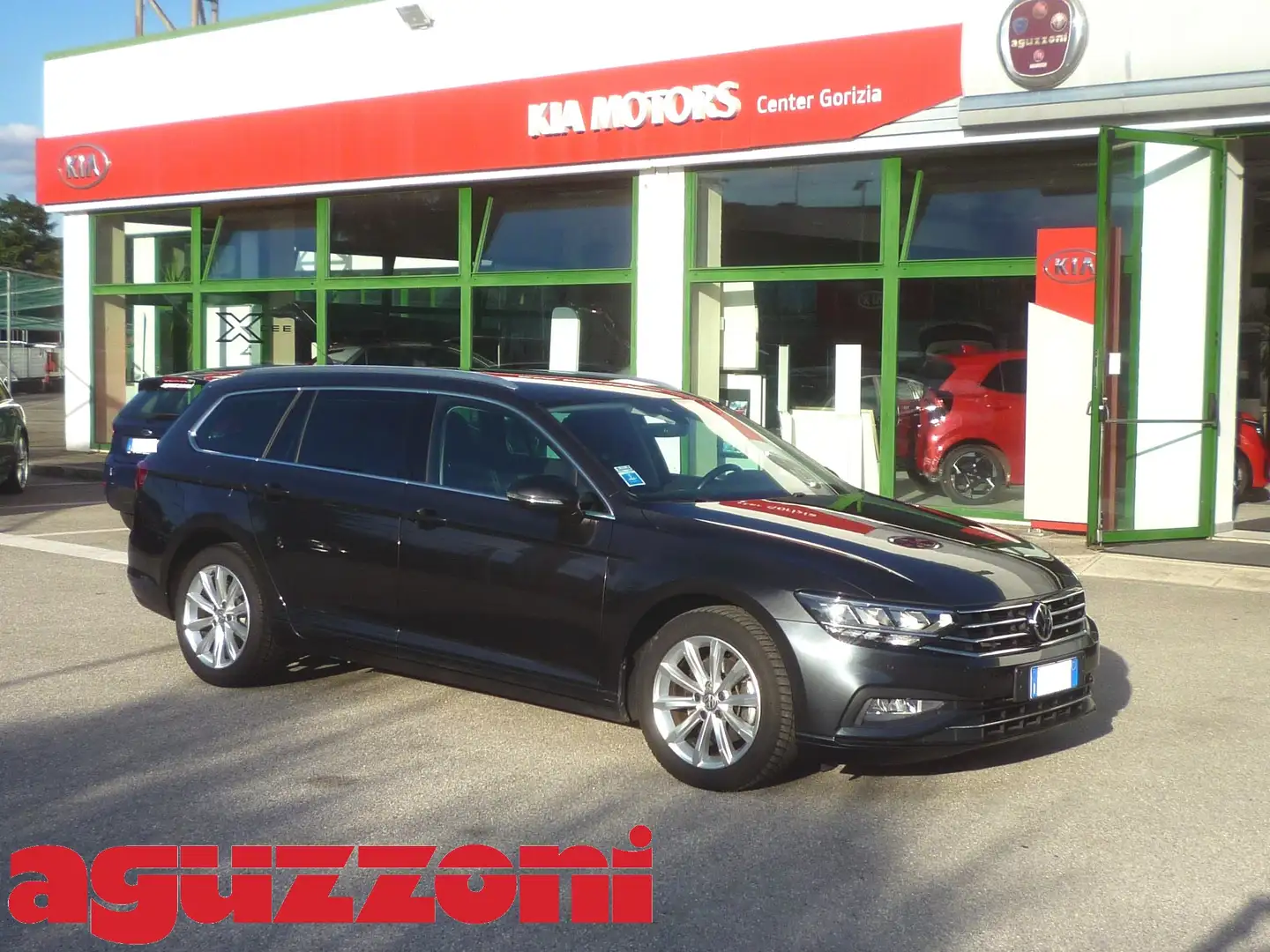 Volkswagen Passat Variant 2.0 TDI 150 CV SCR EVO DSG Business Grigio - 1