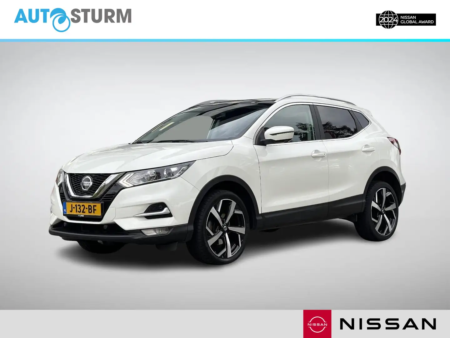 Nissan Qashqai 1.3 DIG-T N-Connecta Design Pack + 19'' Velgen Wit - 1