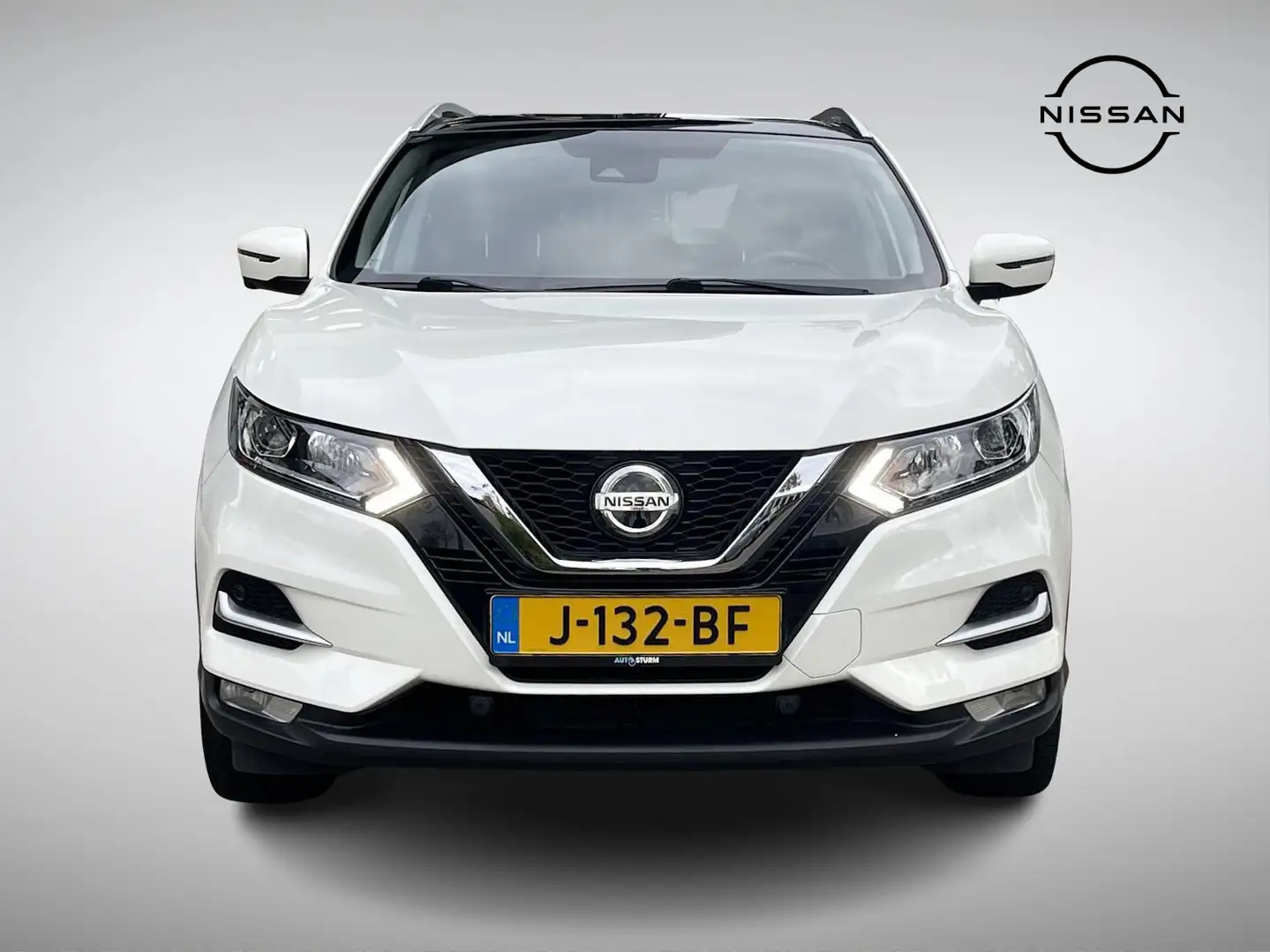 Nissan Qashqai 1.3 DIG-T N-Connecta Design Pack + 19'' Velgen Wit - 2