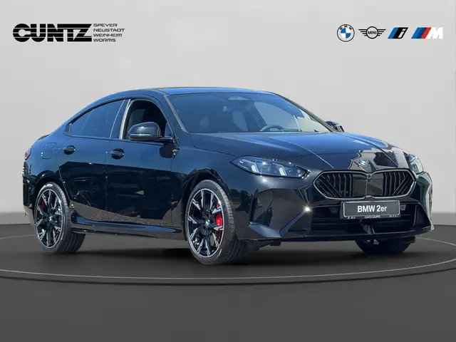 BMW 2 Series view 3