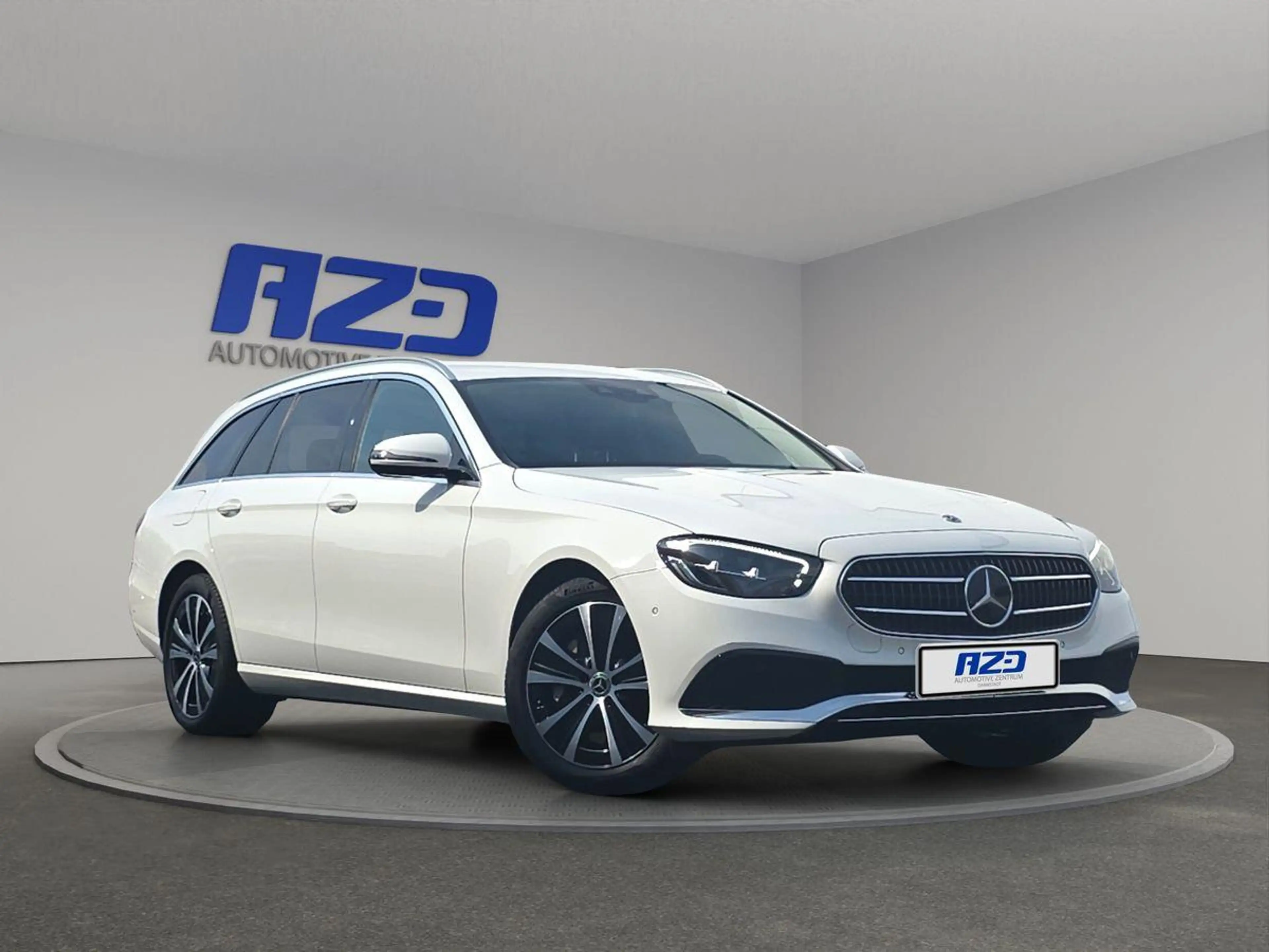 Mercedes-Benz E 300 de T STNDHZ BURM  R-KAM LEDER DISTRO — photo 2