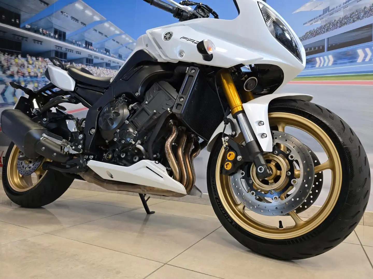 Yamaha FZ 8 FAZER "Madreperla" - 02/2011 - 2