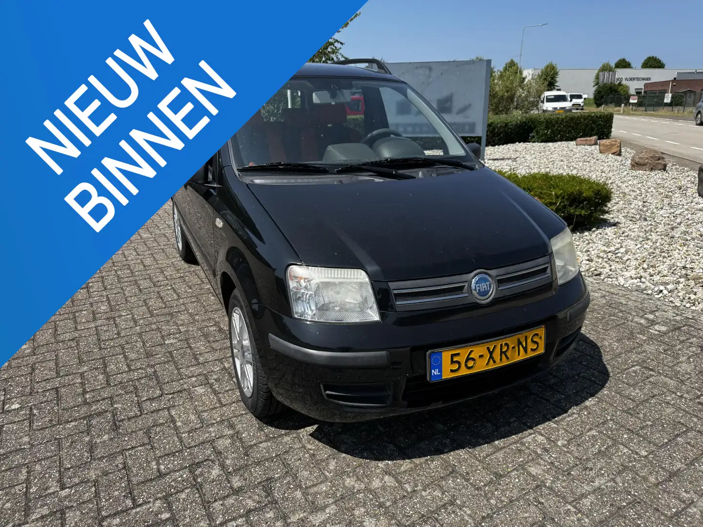 Fiat Panda 1.2 Emotion Negro - 1
