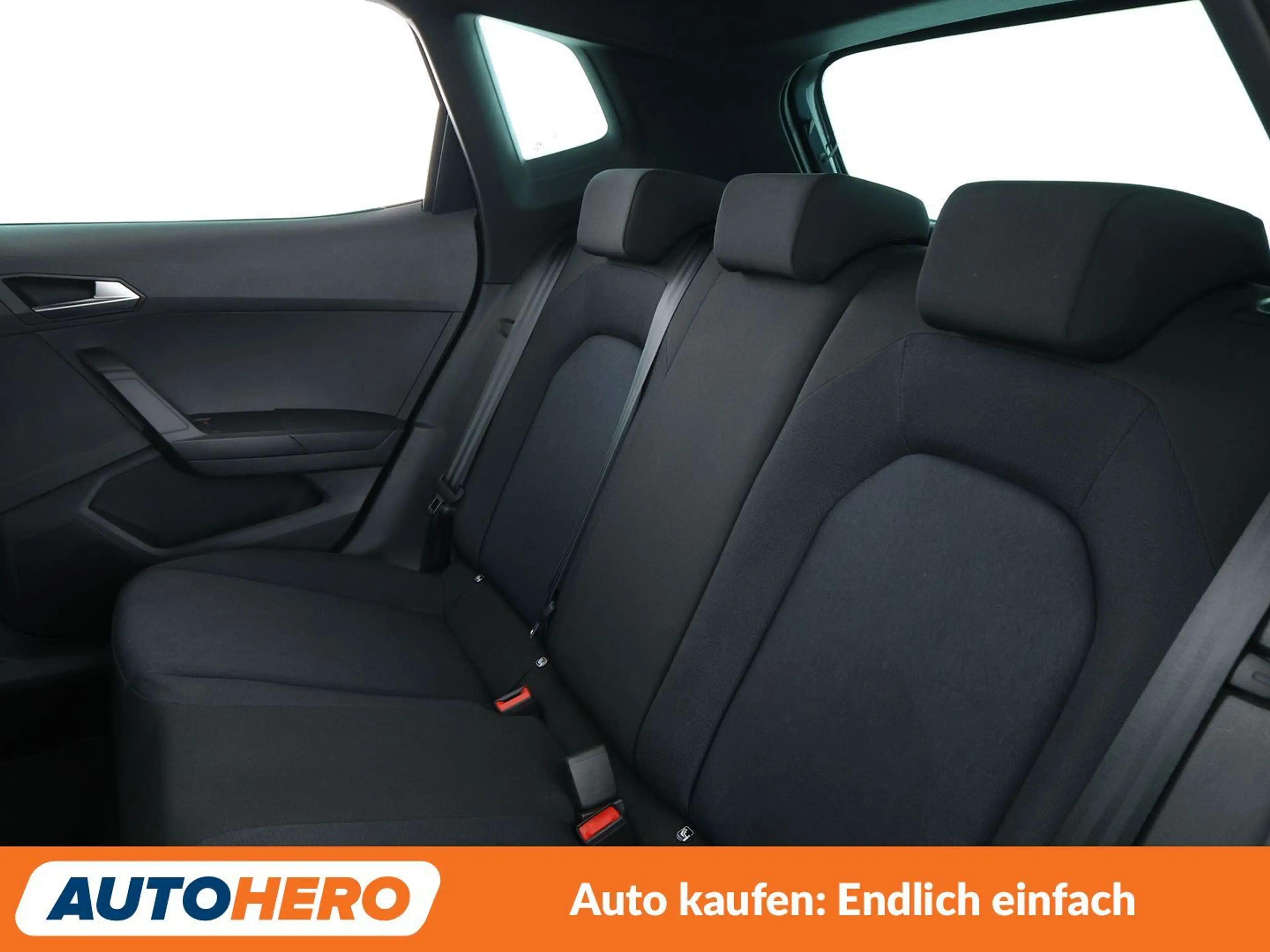 SEAT Arona 1.5 TSI ACT FR Aut.*NAVI*PDC*SHZ* — photo 14