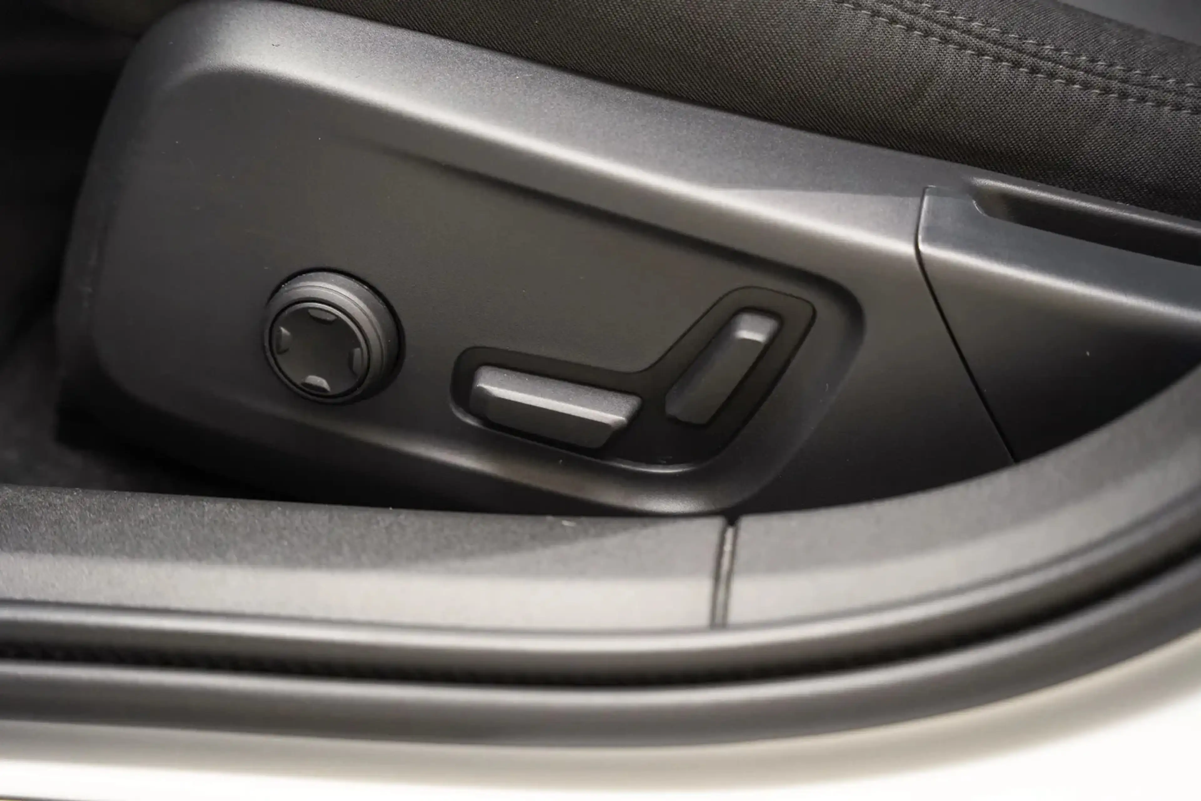 Polestar 2 Long Range Dual Motor Performance Pack 78kWh [ Pan — photo 11
