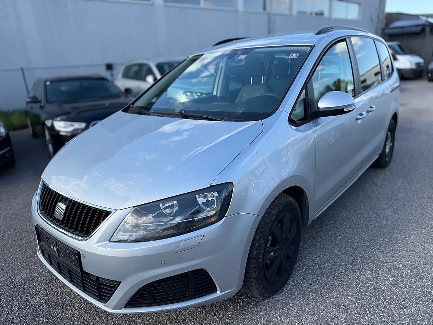 SEAT Alhambra Reference 2,0 TDI CR 4WD DPF Silber - 2