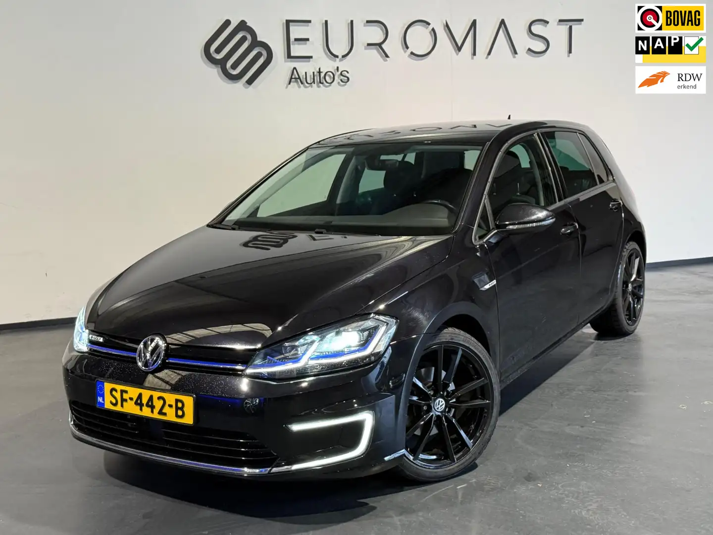Volkswagen e-Golf Navi Camera Stoelverwarming Nieuwe Apk Zwart - 1