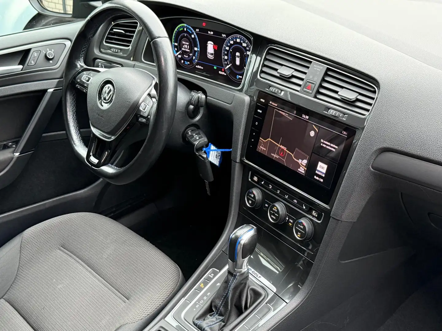 Volkswagen e-Golf Navi Camera Stoelverwarming Nieuwe Apk Zwart - 2