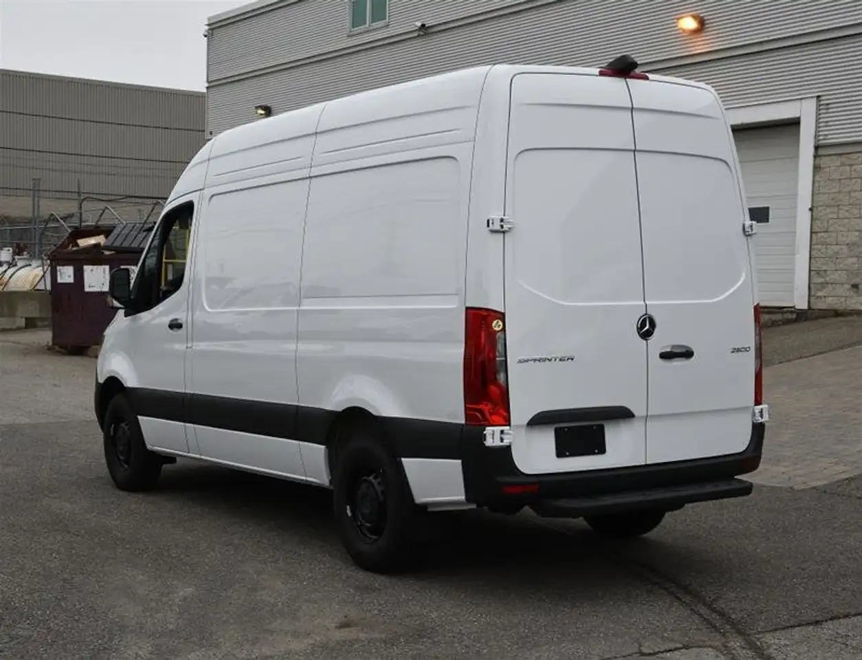 Mercedes-Benz Sprinter снимка Mercedes-Benz Sprinter