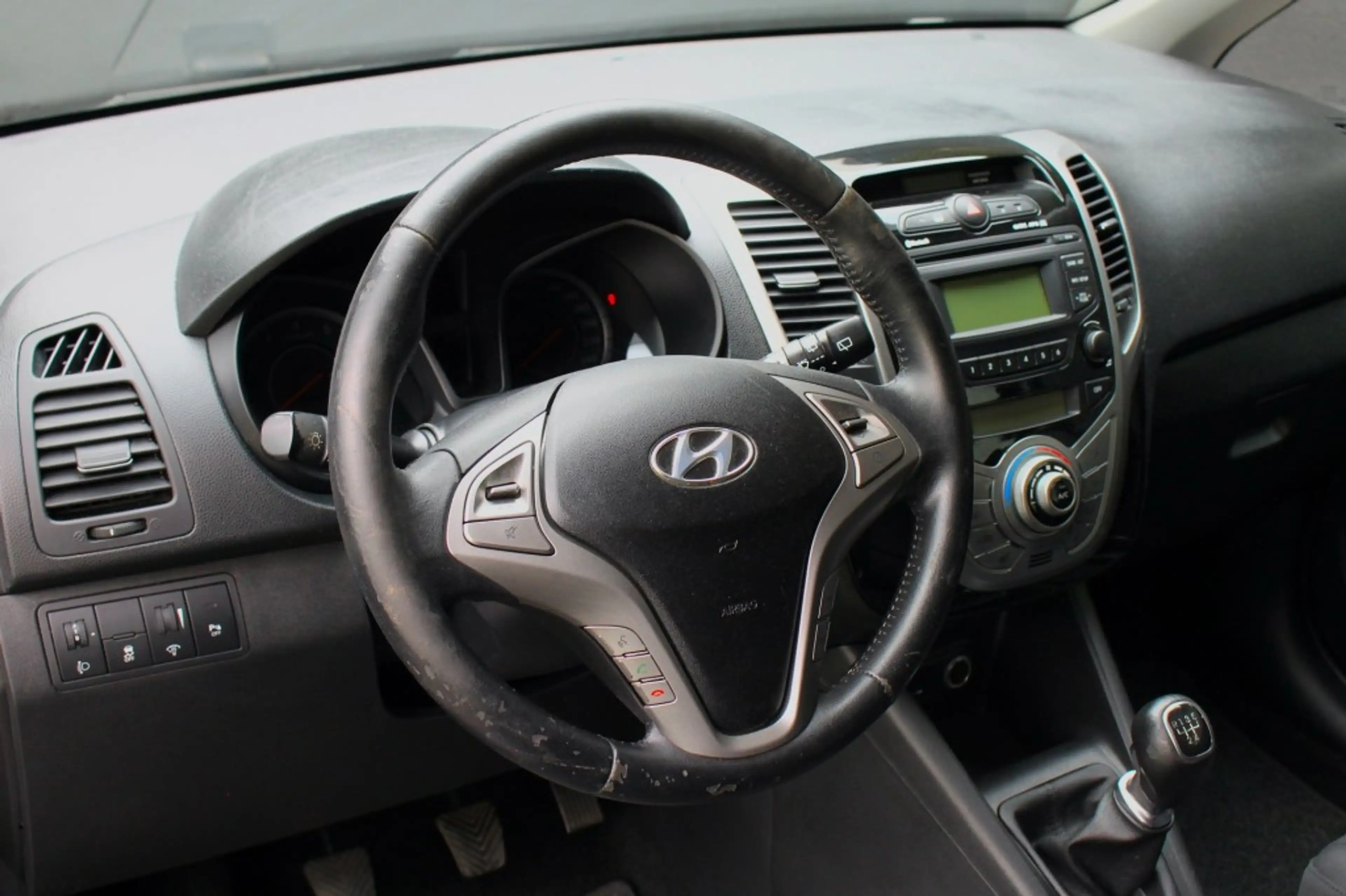 Hyundai iX20 1.4I I-VISION — photo 10