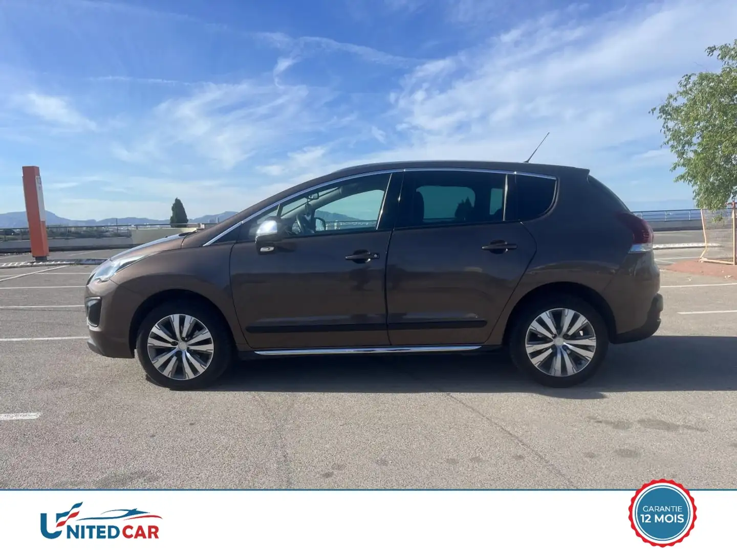 Peugeot 3008 1.6 HDi FAP - 115  Allure PHASE 2 Braun - 2